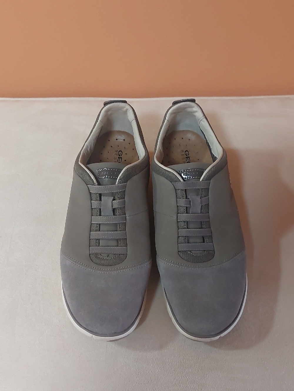 Geox Men’s Grey Slip-On Elastic Lace Sneakers
